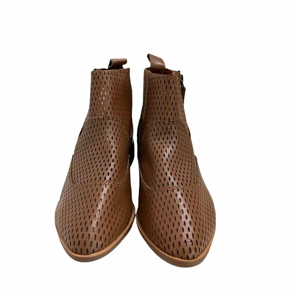 Kelsi Dagger Brooklyn Women's Alaska Brown Leather Perforated Ankle Booties Sz 6
